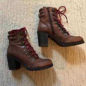 LUCKY BRAND HEELED HIKING BOOTS